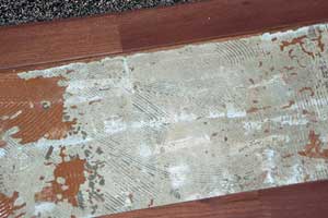 Schadhafter Fertigparkett